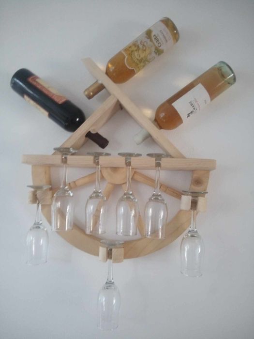 Suporturi pentru sticle de vin