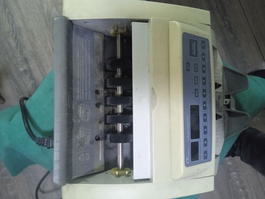 Продам, счет машинку