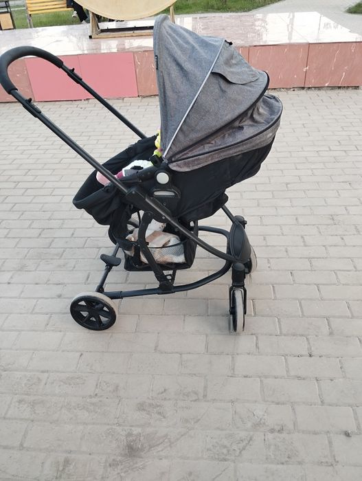 Бала арбасы сатылады өте жақсы күйде!