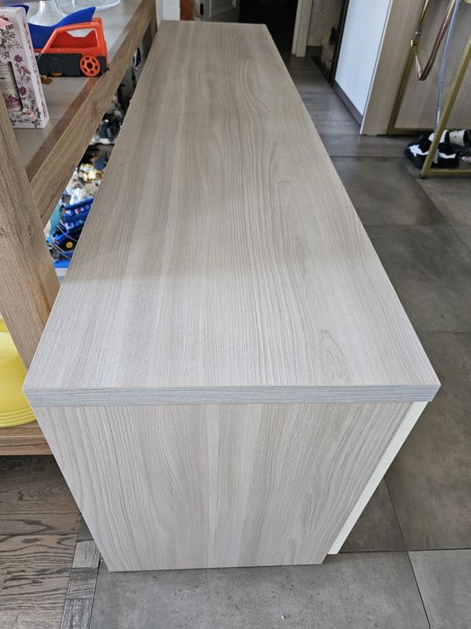 Продам тумбу под тв