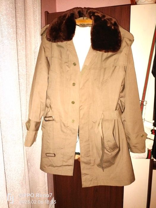 Haina groasa căptușeală  cadru militar ,stil army stare impecabila