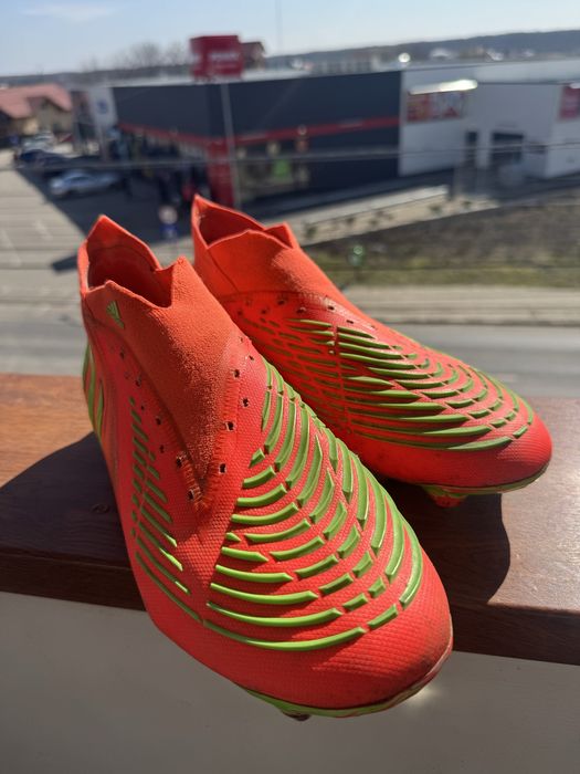 Ghete de fotbal cu filet predator nr 42