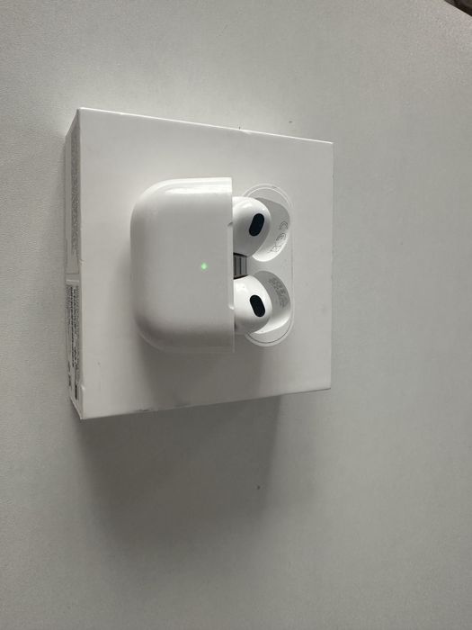 Airpods generatia 3