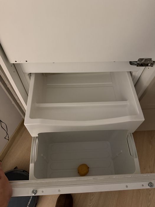 Хладилник за вграждане Миеле Miele