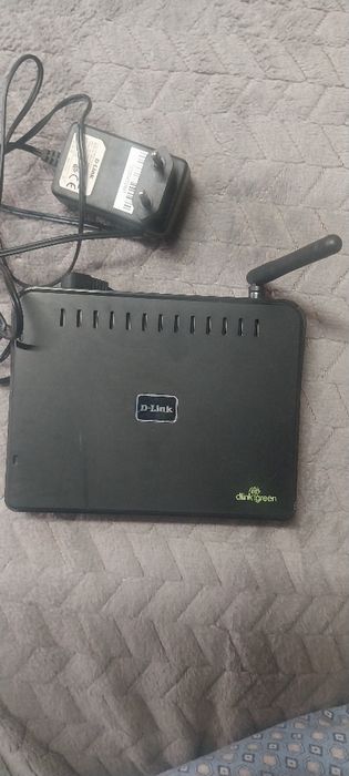 De vânzare un router  în stare buna