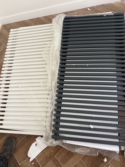 Vand diferite tipuri de calorifere pentru bai