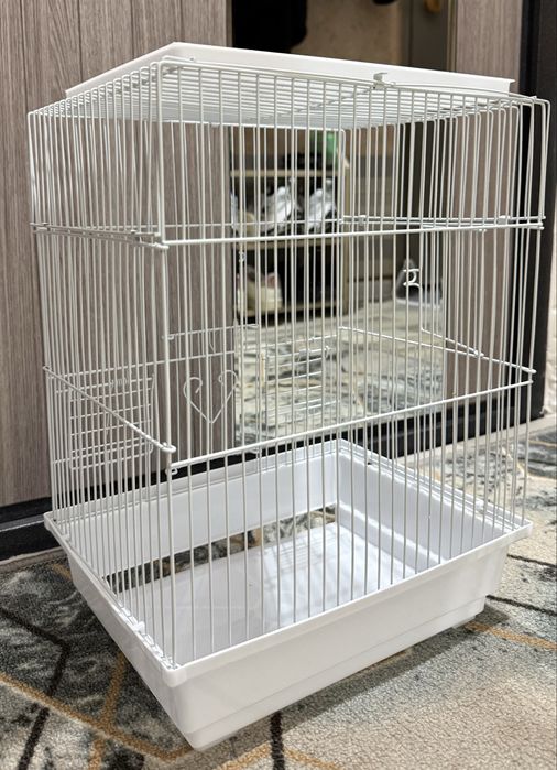 Клетки для попугаев