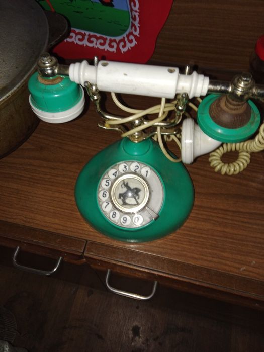 Продам советский раритет телефон