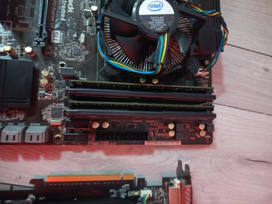 Дъно +процесор+Рам+видео карта