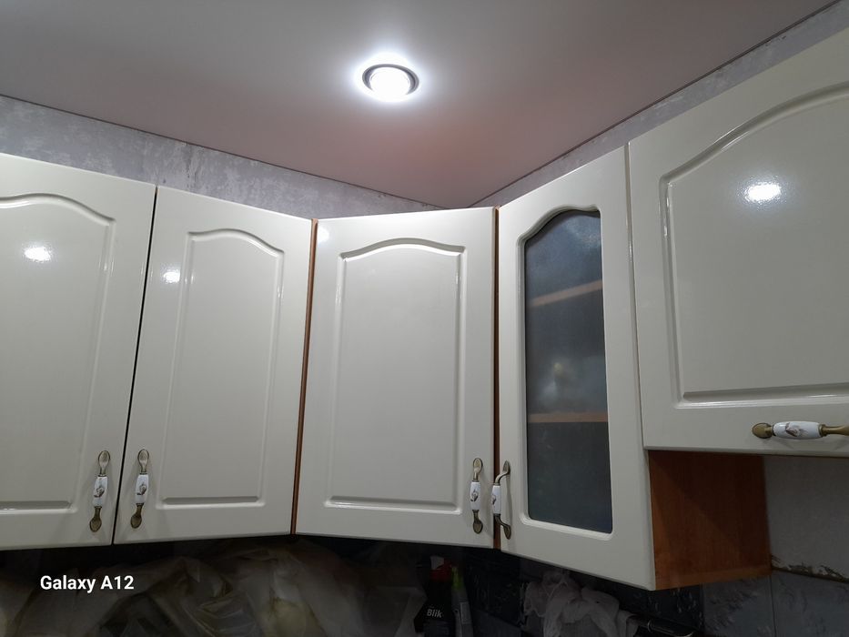 Кухня б/у в хорошем состоянии