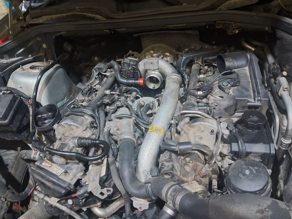 Motor mercedes v6