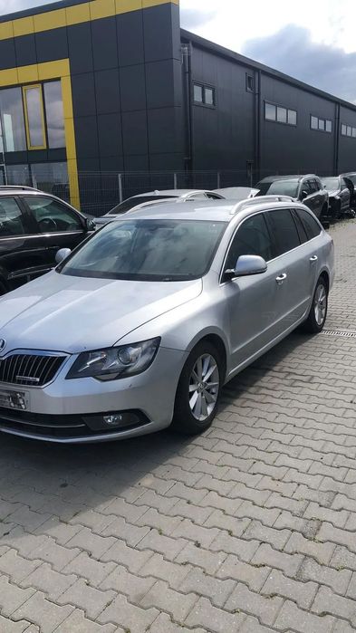 Dezmembram Skoda Superb 1.6 Tdi An Fabr 2014