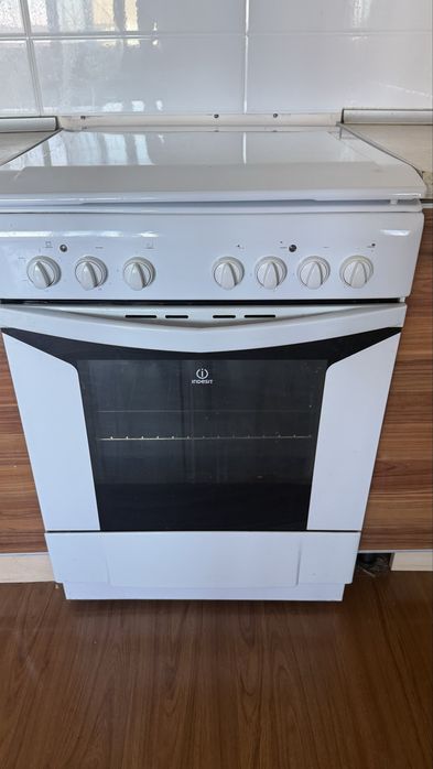 Электроплита Индезит