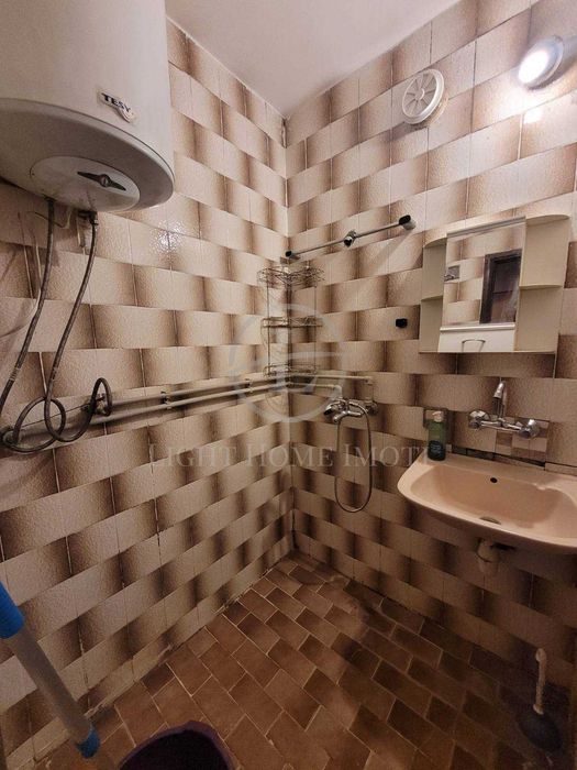 Продава се Двустаен апартамент в Пловдив, Кършияка - 78 кв.м за 1513 €/кв.м - Снимка #12