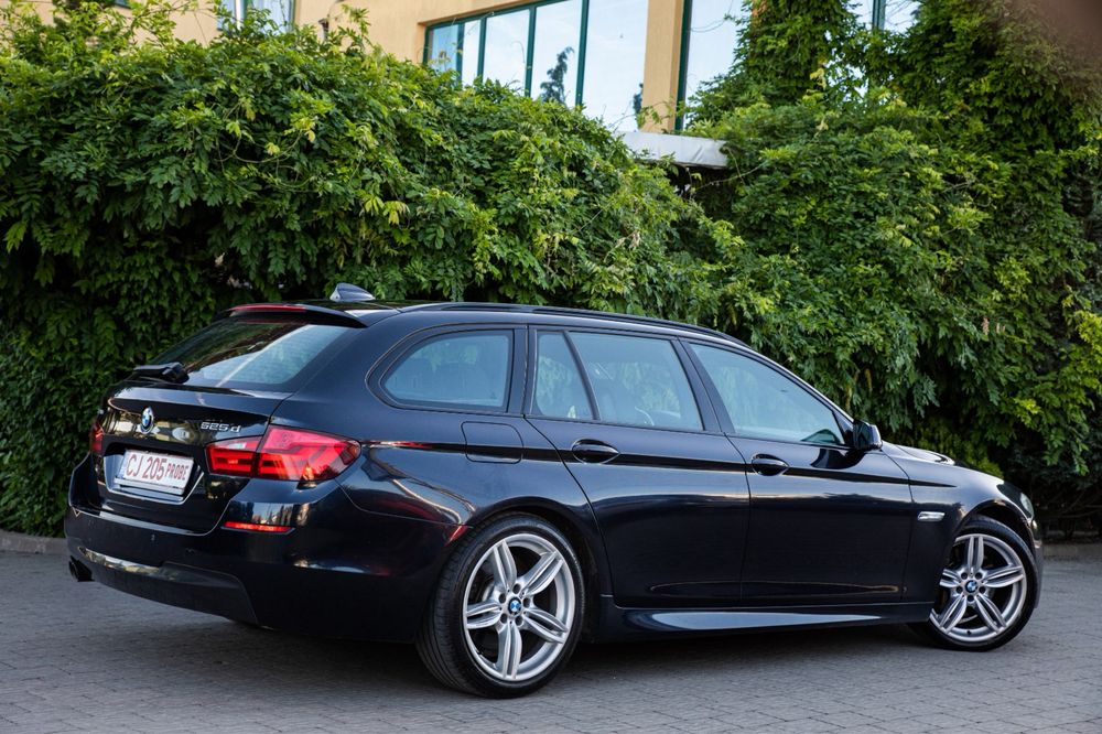 BMW F11 M-paket Seria5 X-drive Diesel Automat Cutie sport Posibilitate in Rate