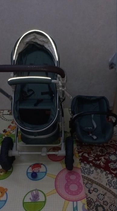 Продам коляску 3 в 1