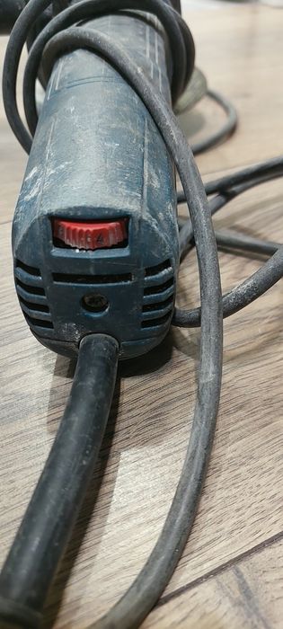 Продам болгарку BOSCH