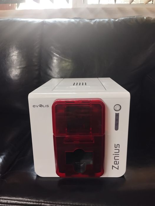 Принтор для карт .Evolis Zenius.