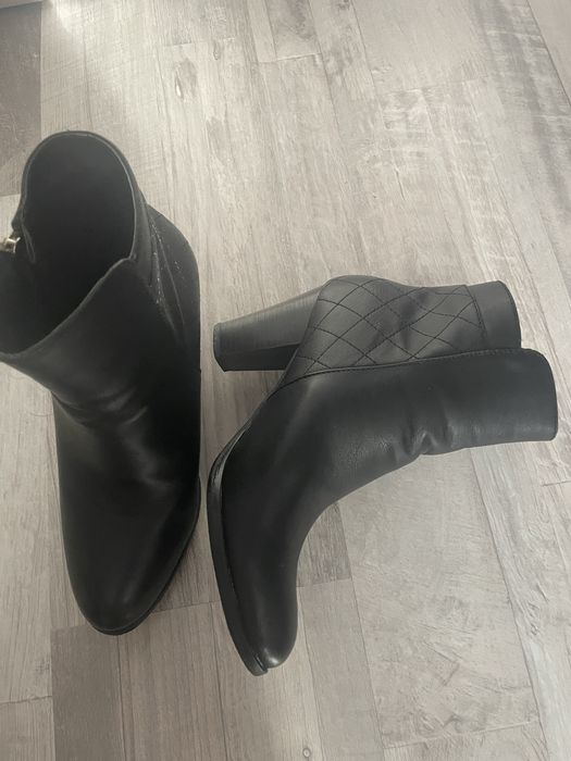 Боти на нисък ток