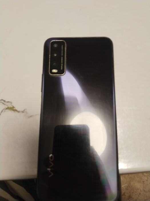 Смартфон Vivo Y20. V2027
