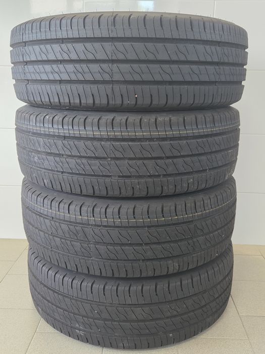 Anvelope Vara 215/65R16C 109 / 107 T NOI  2025 Anvelopa GoodYear VARA 21565R16C  NOI 4 BUCATI 215 65 16C