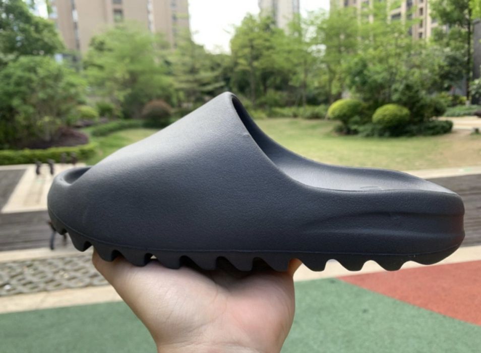 •OFERTA• Papuci Yeezy Slide Negrii Ultimele Bucati