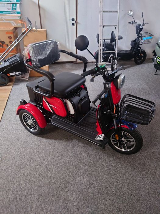 Tricicluri și scutere electrice