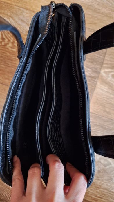 Елегантна дамска чанта