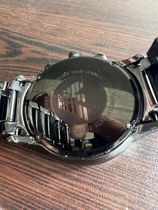 Часовник Emporio armani