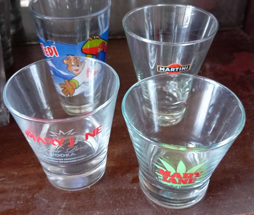 Чаши от уиски, бира, водка и други