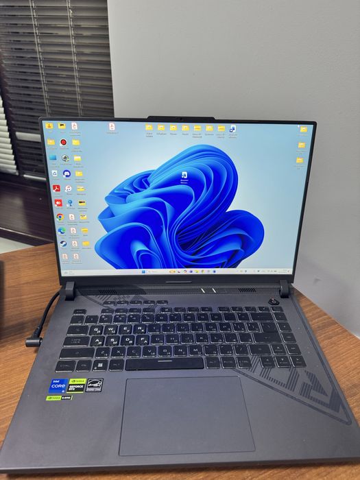 Игровой ноутбук Asus Rog Strix