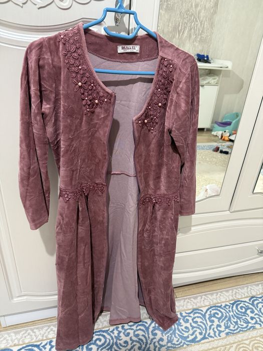 Отдам женские вещи