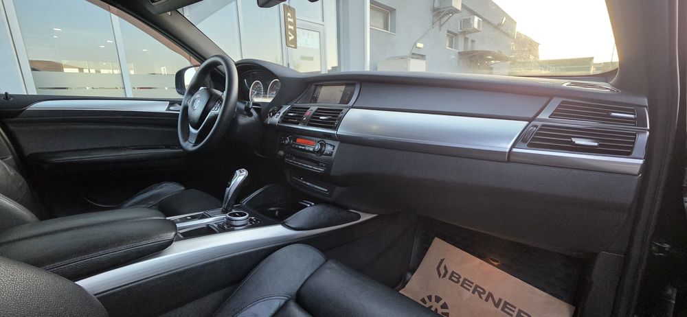 BMW X6 — fotografia 5