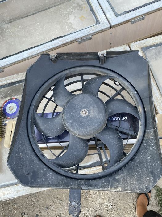 Электро винтилятор вентилятор  на бмв е 34