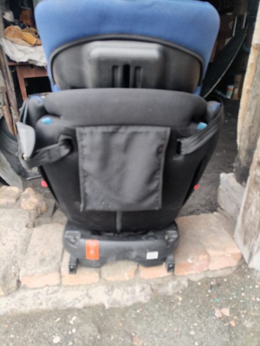 Продам авто детский кресло