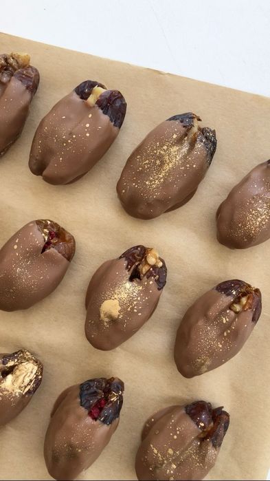 Финики в шоколаде