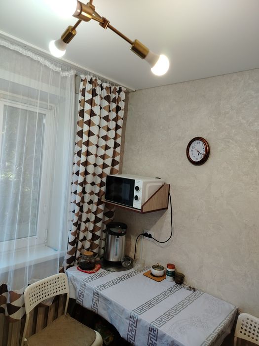 Продам  1 комнатную квартиру на химах