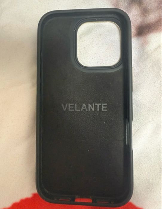 Husa iphone 16 pro velante