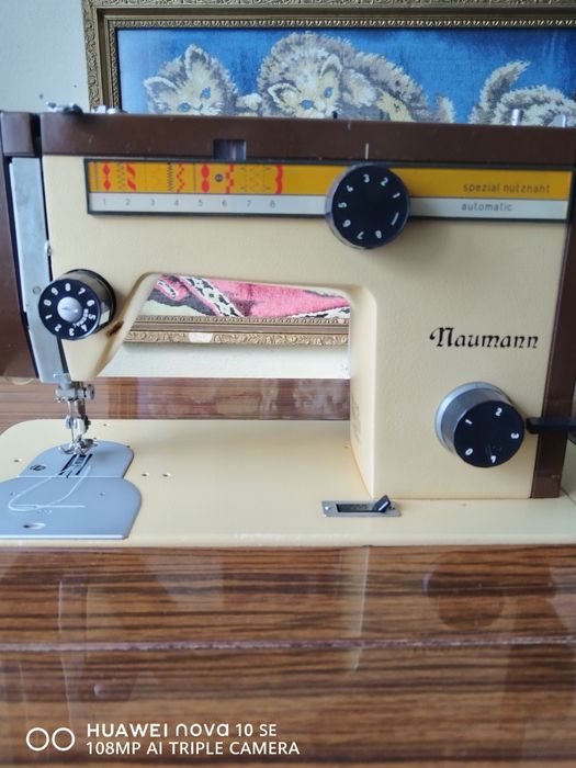 Продавам електрическа шевна машина  NAUMANN, с педал