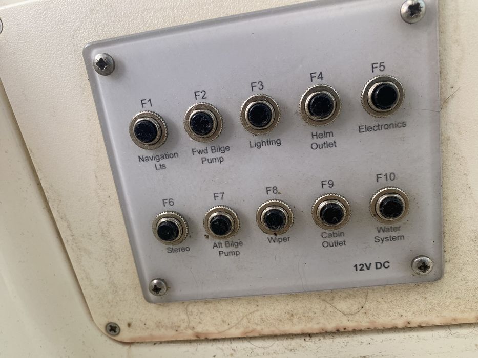 Шведский катер UTTERN T62| 150 4 stroke mercury| 520 часов