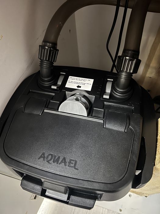 Аквариум 320 л с рыбками в полном комплекте