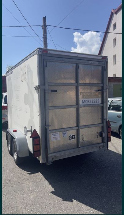 Remorca 2600kg cu rampa