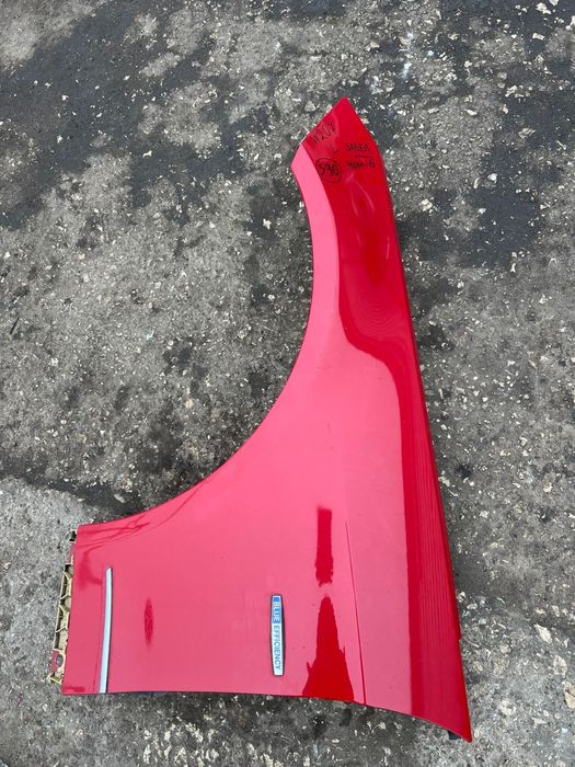 Преден ляв калник Mercedes W207 със забележка ном 6