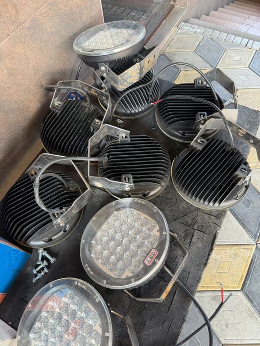 Круглая  лед led прожектор на авто