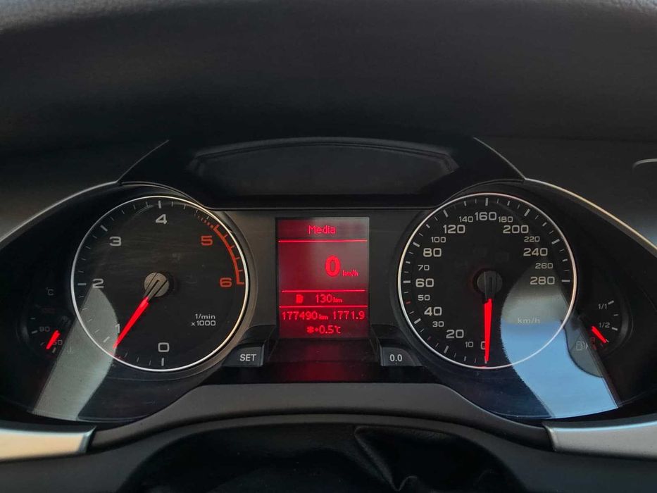 Audi A4 B8  Avant AMBIENTE- Luxury/ Interior piele cognac/ Posib. rate