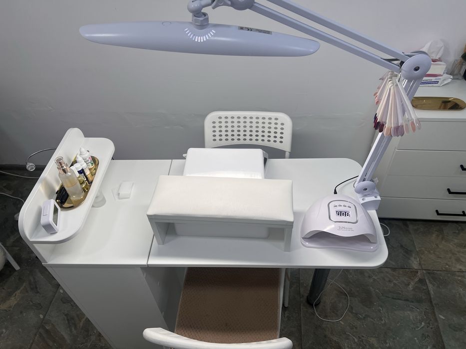 Все для маникюра, оборудованье