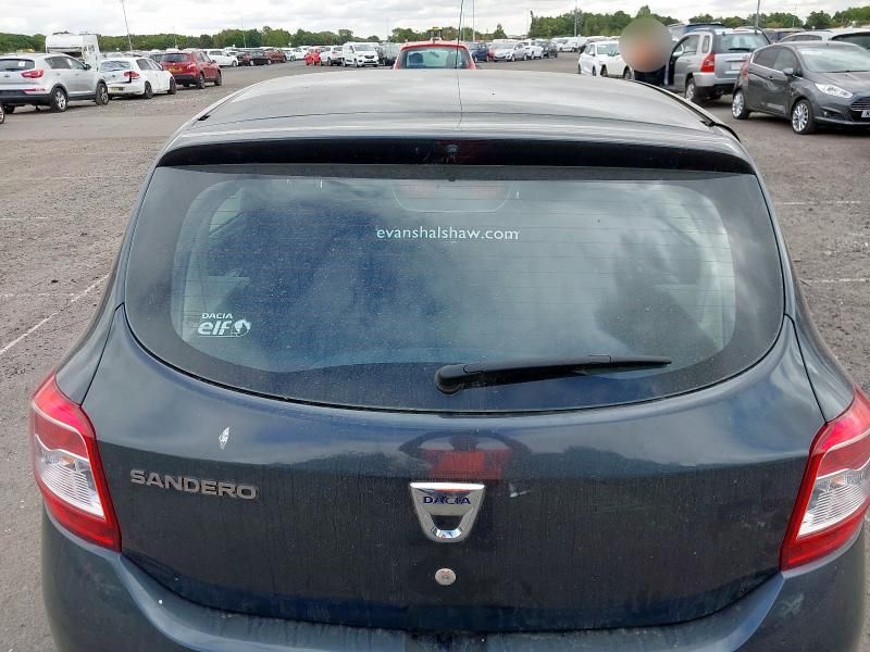 Dezmembrez Dacia Sandero 2 [Fabr 2012-prezent]