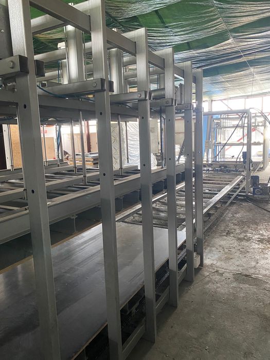 Utilaj producere panouri PVC și SIP panouri.