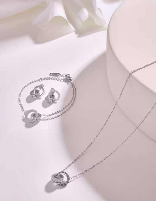 Дамски бижута от стомана с златисто и сребро покритие