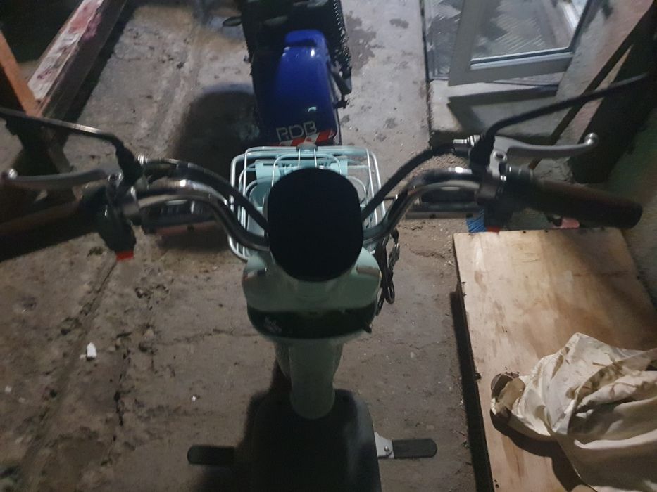 Vând schimb motor electric